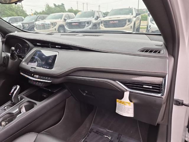 2023 Cadillac XT4 FWD 4dr Sport