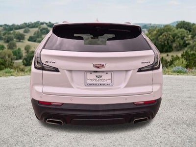 2023 Cadillac XT4 FWD 4dr Sport
