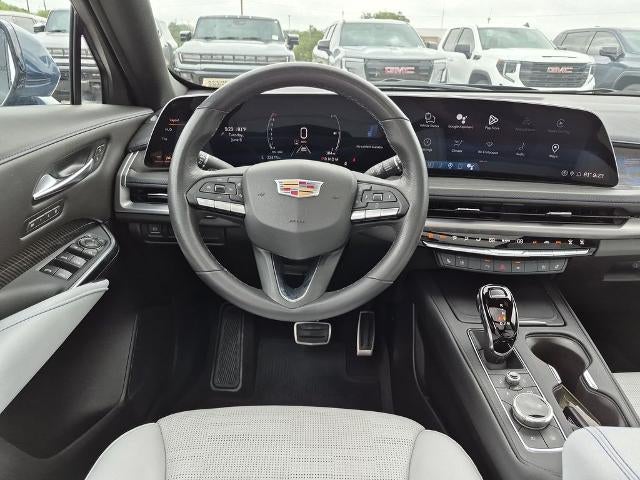 2024 Cadillac XT4 FWD 4dr Sport