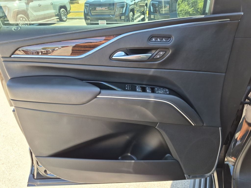 2022 Cadillac Escalade Premium Luxury