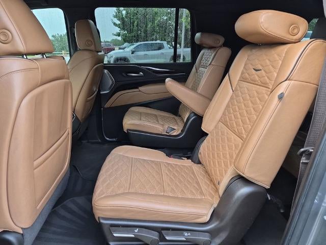 2022 Cadillac Escalade ESV 4WD Sport