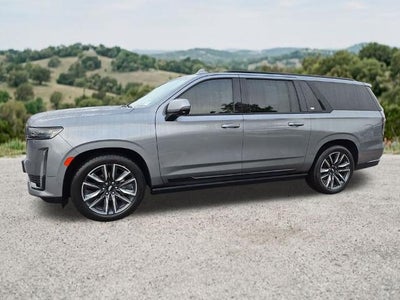 2022 Cadillac Escalade ESV 4WD Sport