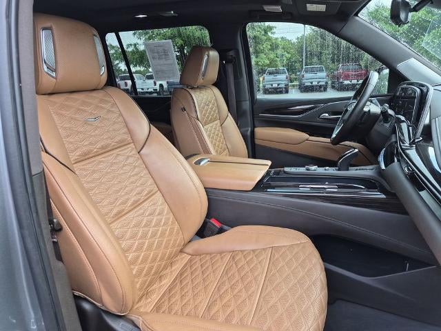 2022 Cadillac Escalade ESV 4WD Sport