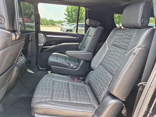 2025 Cadillac Escalade ESV 4WD Sport Platinum
