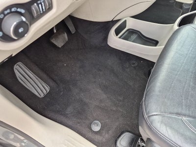 2022 Chrysler Pacifica Touring L FWD
