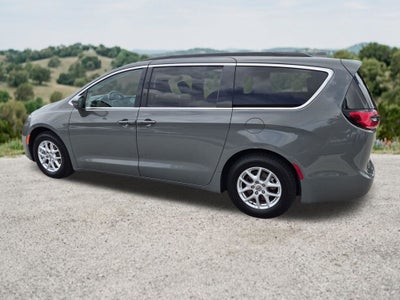 2022 Chrysler Pacifica Touring L FWD