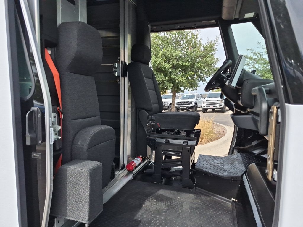 2024 BrightDrop Zevo 600 Base