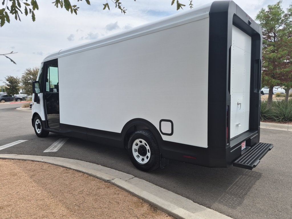2024 BrightDrop Zevo 600 Base