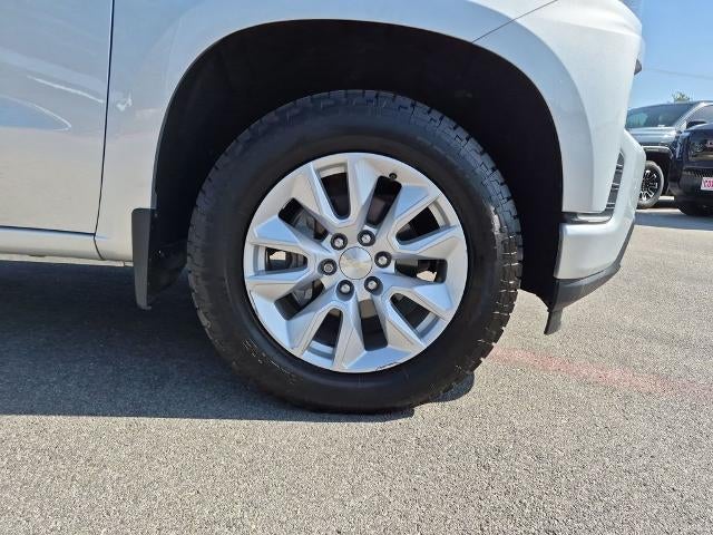 2021 Chevrolet Silverado 1500 Crew Cab Short Box 2-Wheel Drive Custom