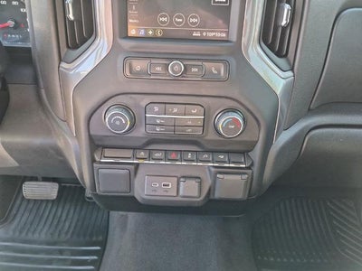 2021 Chevrolet Silverado 1500 Crew Cab Short Box 2-Wheel Drive Custom