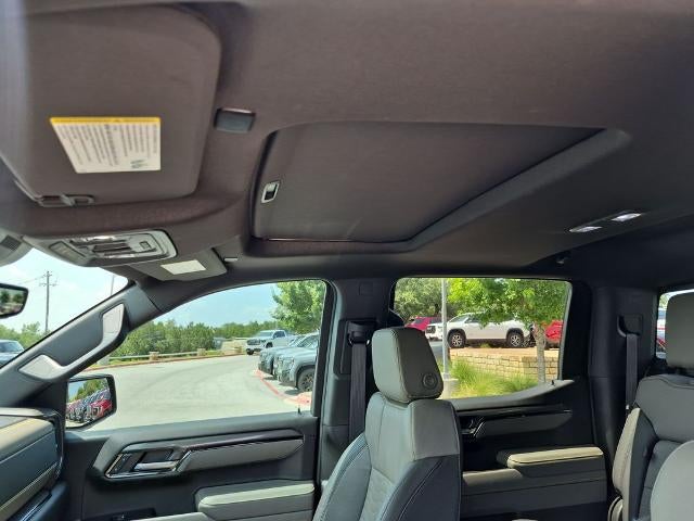 2025 Chevrolet Silverado 1500 Crew Cab Short Box 4-Wheel Drive ZR2