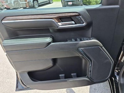 2024 GMC Sierra 1500 Crew Cab Short Box 2-Wheel Drive Elevation