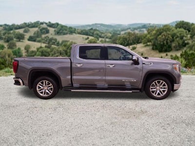 2021 GMC Sierra 1500 Crew Cab Short Box 4-Wheel Drive SLT