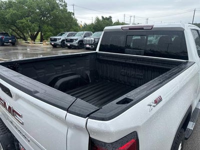 2020 GMC Sierra 1500 Crew Cab Short Box 4-Wheel Drive SLT