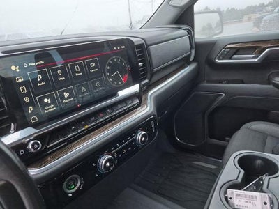 2022 GMC Sierra 1500 Crew Cab Short Box 4-Wheel Drive Elevation 3SB