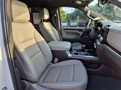 2025 GMC Sierra 1500 Crew Cab Short Box 4-Wheel Drive SLT