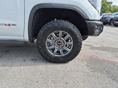 2025 GMC Sierra 1500 Crew Cab Short Box 4-Wheel Drive AT4X