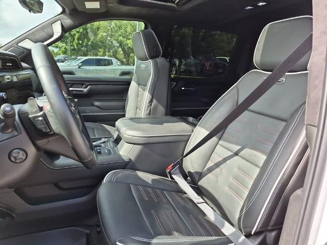 2025 GMC Sierra 1500 Crew Cab Short Box 4-Wheel Drive AT4X