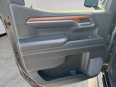 2023 GMC Sierra 1500 Crew Cab Short Box 4-Wheel Drive Denali