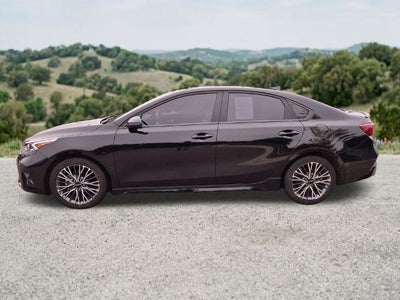 2023 Kia Forte GT-Line IVT