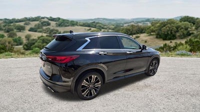 2022 INFINITI QX50 LUXE FWD