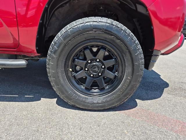 2023 Toyota Tacoma 4WD 4WD SR Double Cab 5' Bed V6 AT (GS)