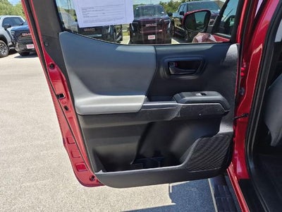 2023 Toyota Tacoma 4WD 4WD SR Double Cab 5' Bed V6 AT (GS)