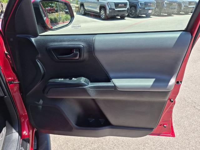 2023 Toyota Tacoma 4WD 4WD SR Double Cab 5' Bed V6 AT (GS)