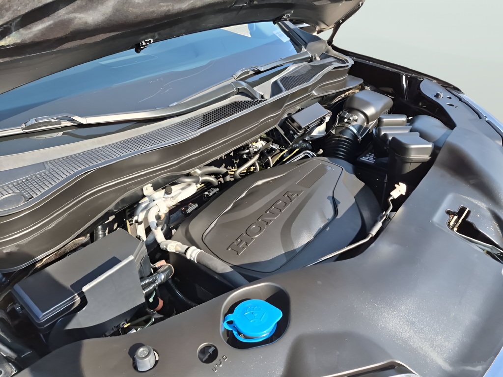 2022 Honda Pilot Touring 8 Passenger