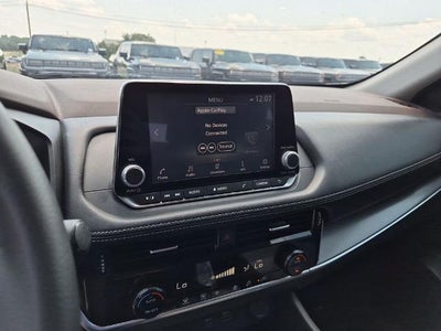 2021 Nissan Rogue FWD SV