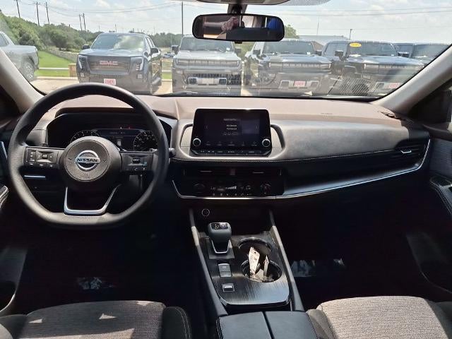 2021 Nissan Rogue FWD SV