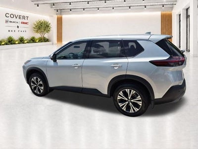 2021 Nissan Rogue FWD SV