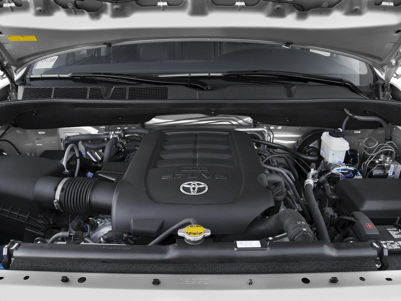 2016 Toyota Sequoia 4WD 5.7L FFV SR5 (GS)