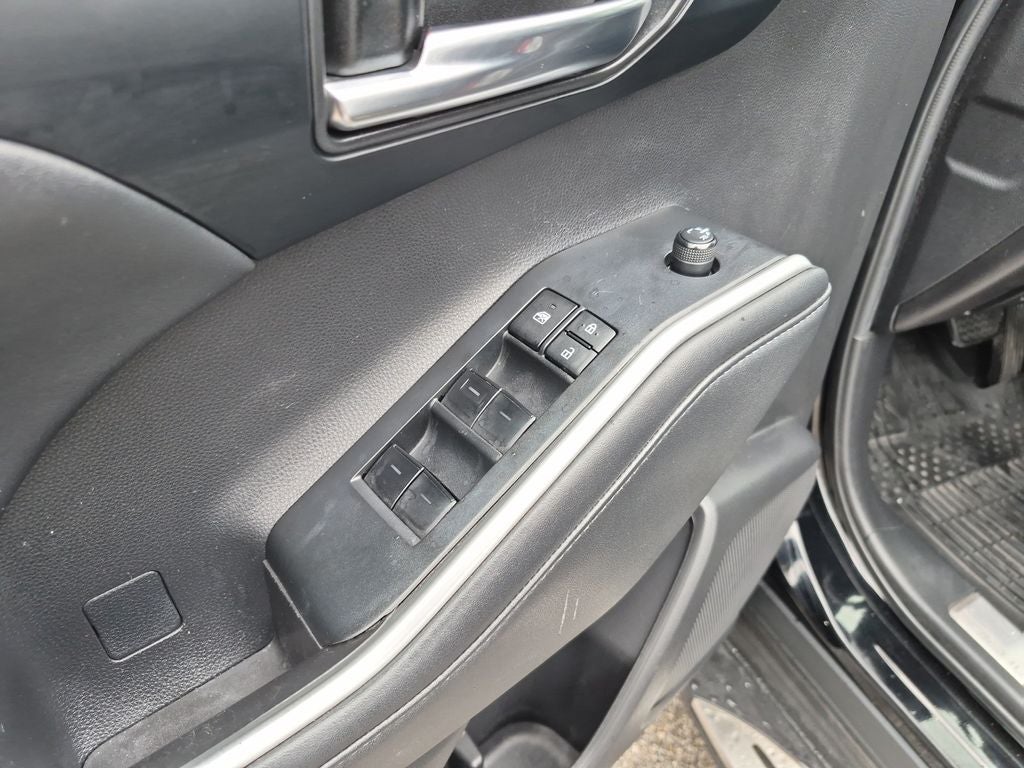 2022 Toyota Highlander XLE FWD (Natl)
