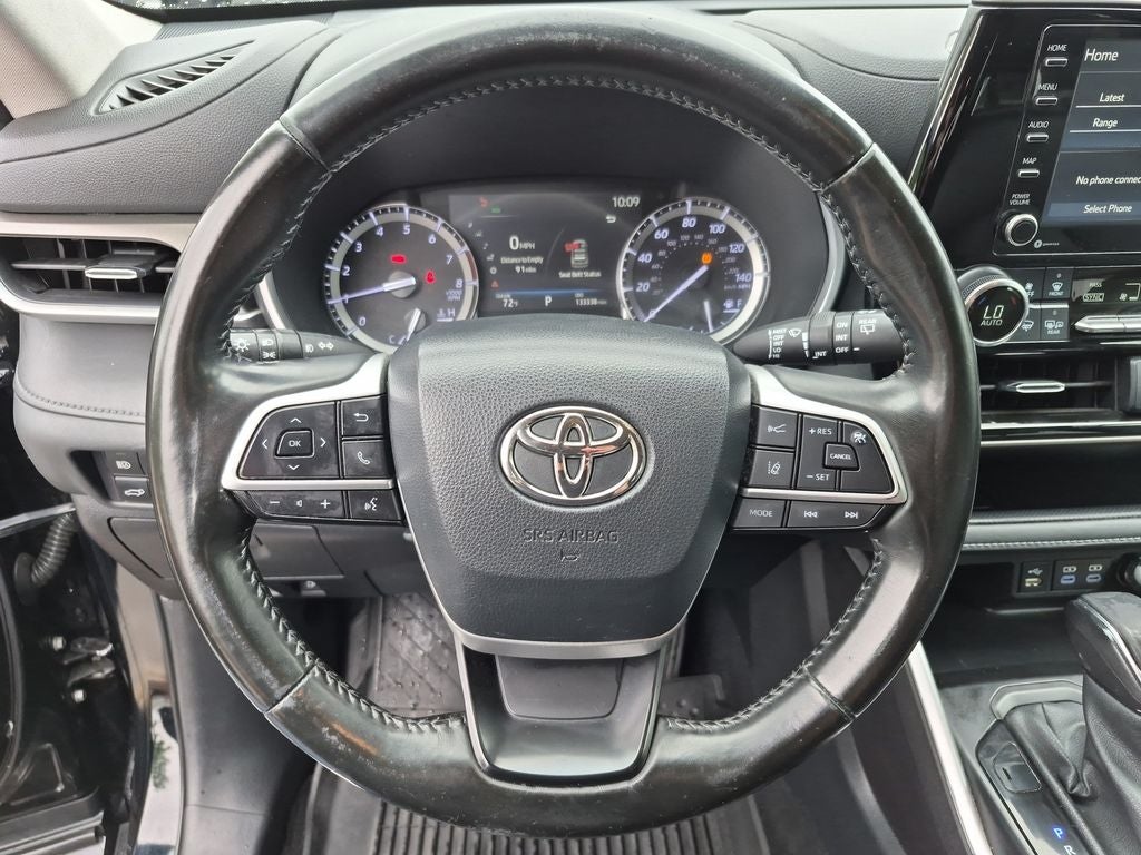 2022 Toyota Highlander XLE FWD (Natl)