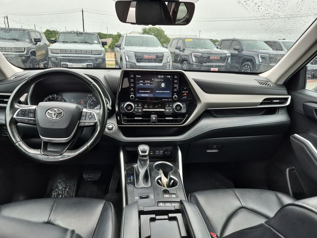 2022 Toyota Highlander XLE FWD (Natl)