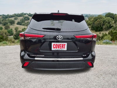 2022 Toyota Highlander XLE FWD (Natl)