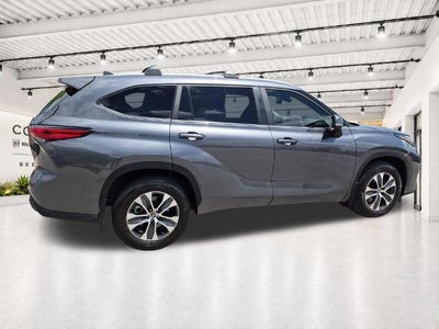 2023 Toyota Highlander XLE AWD (Natl)
