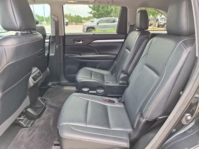2017 Toyota Highlander XLE V6 FWD (Natl)