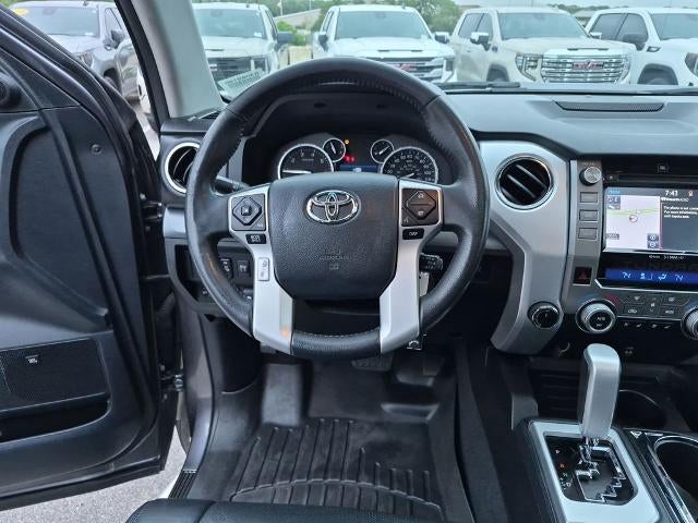 2014 Toyota Tundra 4WD Truck 4WD CrewMax Short Bed 5.7L FFV Platinum (Natl)