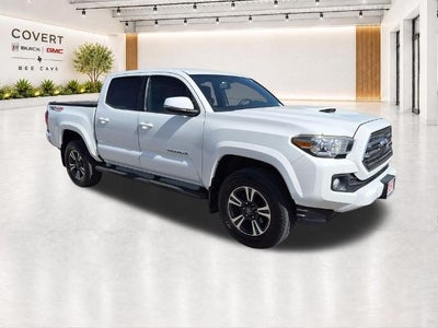 2017 Toyota Tacoma TRD Sport Double Cab 5' Bed V6 4x4 AT (Natl)