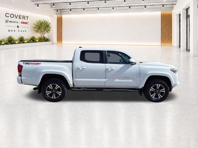 2017 Toyota Tacoma TRD Sport Double Cab 5' Bed V6 4x4 AT (Natl)