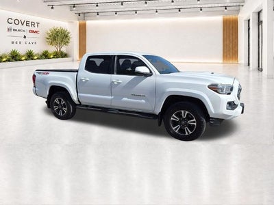 2017 Toyota Tacoma TRD Sport Double Cab 5' Bed V6 4x4 AT (Natl)
