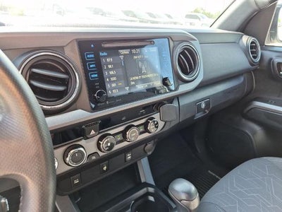 2017 Toyota Tacoma TRD Sport Double Cab 5' Bed V6 4x4 AT (Natl)