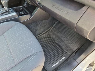 2017 Toyota Tacoma TRD Sport Double Cab 5' Bed V6 4x4 AT (Natl)