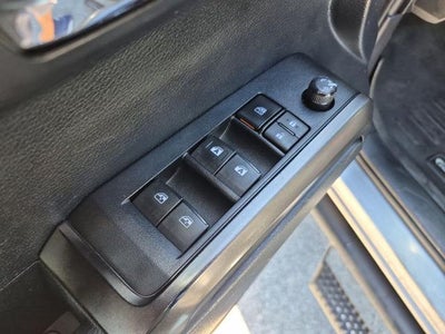 2019 Toyota Tacoma 4WD 4WD TRD Off Road Double Cab 5' Bed V6 AT (Natl)