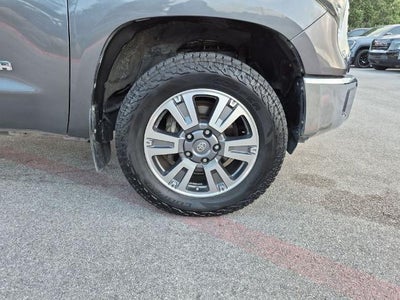 2018 Toyota Tundra 4WD 4WD SR5 CrewMax 5.5' Bed 5.7L FFV (SE)