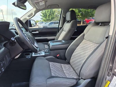 2018 Toyota Tundra 4WD 4WD SR5 CrewMax 5.5' Bed 5.7L FFV (SE)