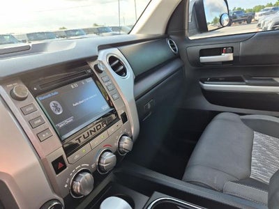 2018 Toyota Tundra 4WD 4WD SR5 CrewMax 5.5' Bed 5.7L FFV (SE)