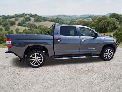 2017 Toyota Tundra 2WD 2WD SR5 CrewMax 5.5' Bed 4.6L (Natl)